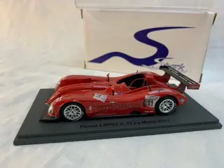 Spark - 1:43 - Panoz LMP07 No.11 Le Mans 2001 - Drivers: K.Graf - J.Davis - G.Formato