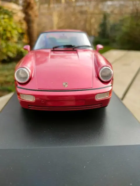 Minichamps - 1:18 - Porsche 911 Turbo uit 1990 - limited edition