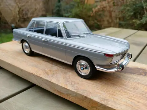 MCG - 1:18 - BMW 2000 type 121 - uit 1966