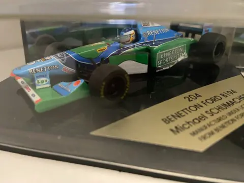 Onyx - 1:43 - Benetton F1 - driver Schumacher / Letho1994