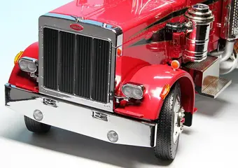 Road Kings - 1:18 - Peterbilt 359 - Limited Edition of 600 pcs.