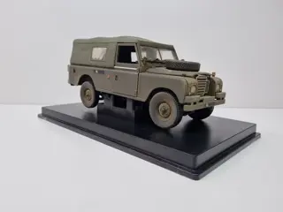 Eagle - 1:18 - Land Rover Serie lll Soft Top