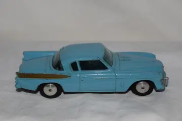 Corgi - 1:43 - Studebaker Golden Hawk nr. 211, Ford Consul Cortina Super nr. 491