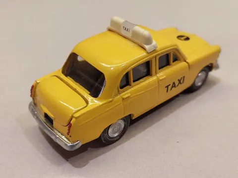 USSR - 1:43 - Moskvitch 403 TAXI Novoexport 1/43 RARE color - in een goede staat, gemaakt in de USSR