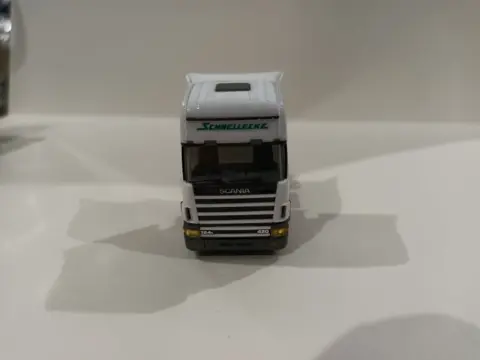 COLLECTION: Scania 420 124L Schnellecke, MAN LKW Gefco - 1:87 - Scania 420 124L & MAN LKW - Scania & MENS