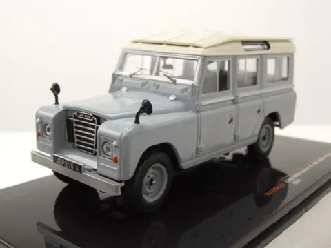 IXO - 1:43 - Land Rover Series III 109 Station Wagon 1978 - CLC436