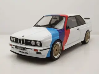 IXO - 1:18 - BMW M3 E30 M-Power Motorsport Livery - 18CMC123