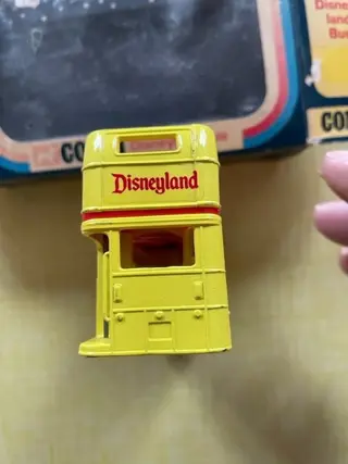 Corgi, Matchbox - 1:43 - n. 470 Disneyland Bus - K-7 Raceauto's Transporter