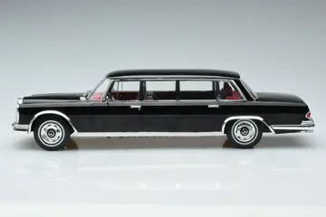 Modelcar Group - 1:18 - Mercedes-Benz 600 Pullman W100 - (LWB)