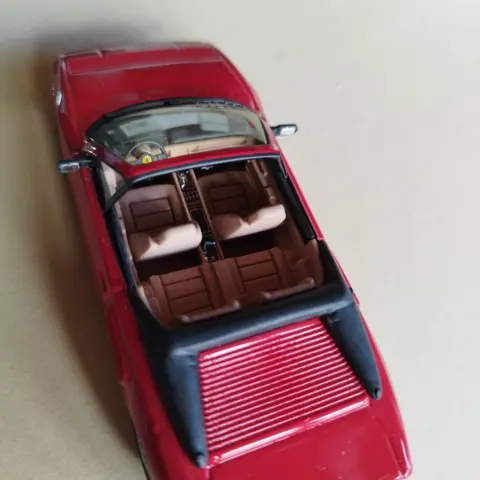 Heco Modèles - 1:43 - Ferrari Mondial T