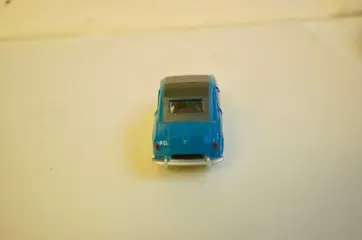 Dinky Toys France - 1:43 - ref. 24L 2CV Vespa 400