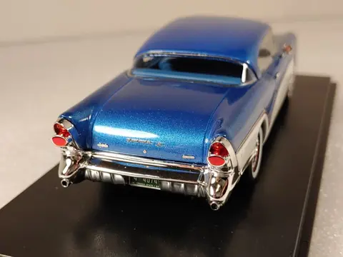 Neo Scale Models - 1:43 - Buick Roadmaster Hardtop Coupé 1957