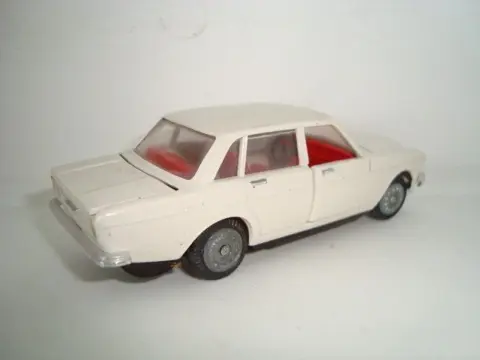 Tekno - 1:43 - Volvo 164
