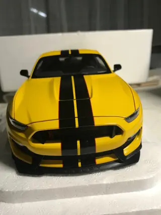 Autoart - 1:18 - Ford Shelby GT-350R