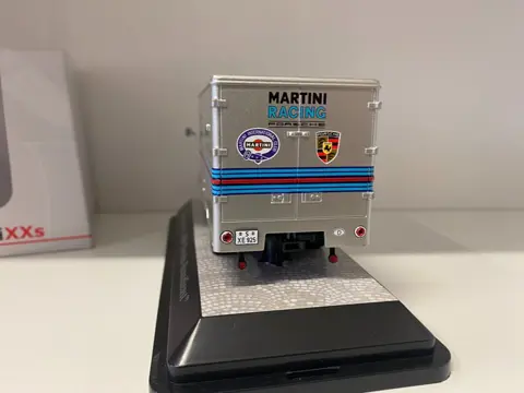 Premium Classixxs - 1:43 - Mercedes-Benz LP608 “Porsche Renndienst”