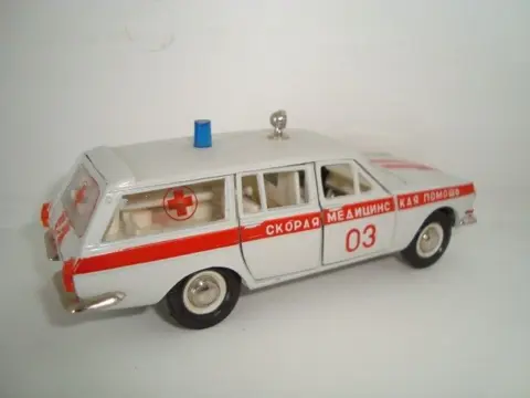Novexport - 1:43 - Volga Break Ambulance