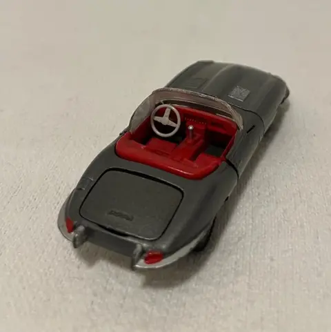 Tekno - 1:43 - Jaguar E Type