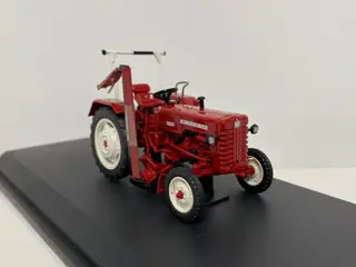 Schuco - 1:43 - Mc Cormick D 326 - Zeldzaam verzamelobject. Beperkte en uitverkochte oplage