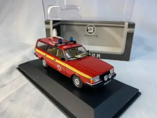 Triple-9 Collection - 1:43 - Volvo 240 Brandweer “Radningstjansten” (Zweden) 1983 - Limited 504 pcs.