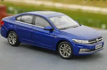 Paudi Model - 1:18 - Volkswagen Bora - 2019