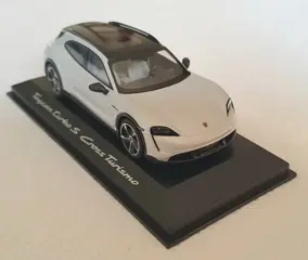 Minichamps - 1:43 - Porsche Taycan Cross Turismo Turbo S - Beursmodel IAA München 2021