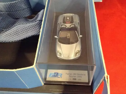B.B.R. Automodelli -- special promotional Gift Set - 1:43 - ref. #CR01Special Gift realized for the Geneva Car Show in 2000 Ferrari 360 Modena Spider 2000 - speciale geschenkset met BBR-stropdas -- genummerd #298/500
