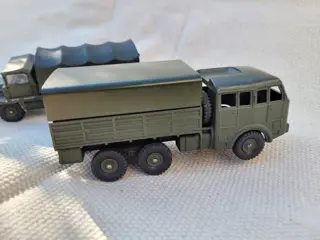 Dinky Toys - 1:43 - Berliet Tous Terrain, Berliet Gazelle