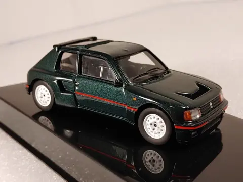 IXO - 1:43 - Peugeot 205 T16 "Custom" 1987