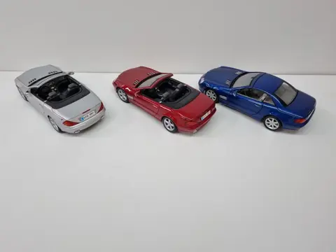 Dealer Collection - 1:18 - Mercedes-Benz SL Class