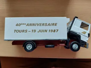 And - 1:43 - Renault - MÉLÉDO (13)