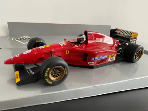 Paul’s Model Art - 1:18 - Ferrari 412 T1 F1 - Gerhard Berger