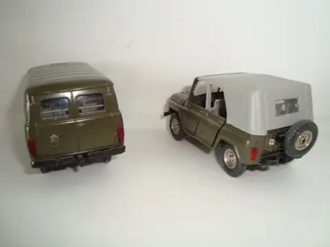 Novexport - 1:43 - Army Version