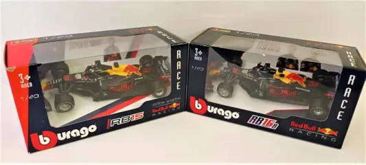 Burago - 1:43 - 3 Max Verstappen - F1 Race Red Bull RB15 #33 ;Red Bull Racing RB16B #33 , Mercedes F1 W07 Hybrid