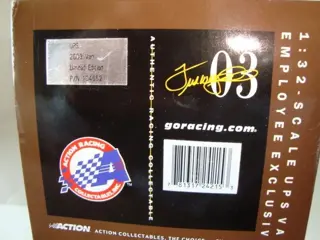 Action - 1:32 - UPS Van