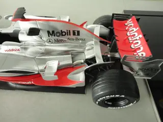 De Agostini - Kyosho - 1:8 - McLaren MP4-23