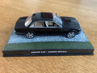 007 James Bond 1/43 "Casino Royale" & "From Russia with love" - 1:43 - 5 models