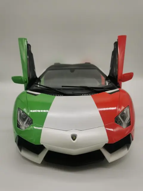Pocher - 1:8 - Lamborghini Aventador - Uniek - Tricolore