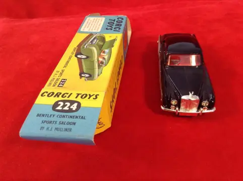 Corgi - 1:43 - ref. R224 Bentley Continental Sports Saloon by H.J. Mulliner 1954 - zeer zeldzaam in deze nieuwstaat