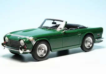 Schuco - 1:18 - Triumph TR250 (Geöffnetem Softtop) - Schuco PRO.R18 - Limited Edition of 500 pcs.