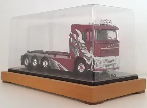 Tekno - 1:50 - VOLVO FH4 - Haakarmchassis "P.O. Nielsen"