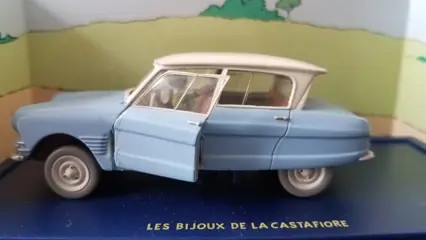 Herge Moulinsart - 1:43 - CITROEN's uit de "en Voiture Tintin" collectie