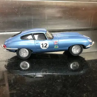 Scalextric - 1:32 - Jaguar E Type - Limited Edtion