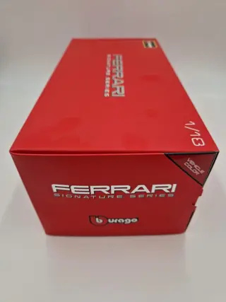 Burago - 1:18 - Ferrari 488 GTB