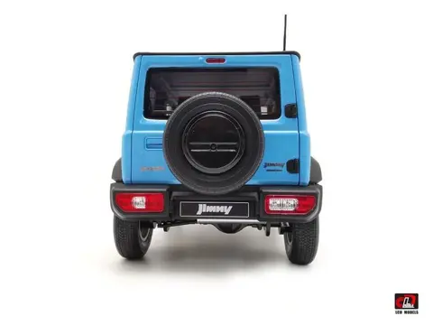 LCD Models - 1:18 - Suzuki Jimny Sierra -