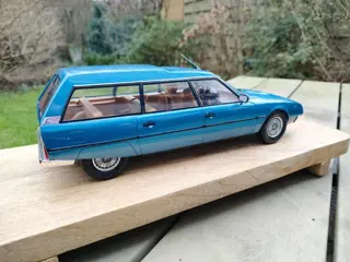 MCG - 1:18 - Citroën CX Break - jaren 1975-1985.