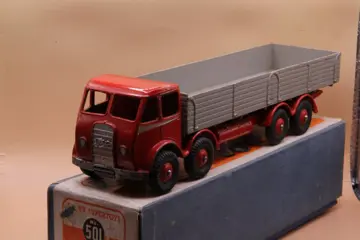 Dinky Toys - ref. 501 Foden Diesel 8-wheel Wagon