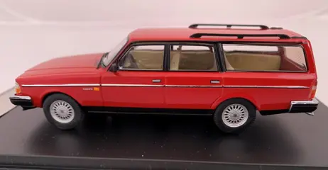 PremiumX - 1:43 - Volvo 240 Polar 1988, Saab 99 Turbo Combi Coupé 1977
