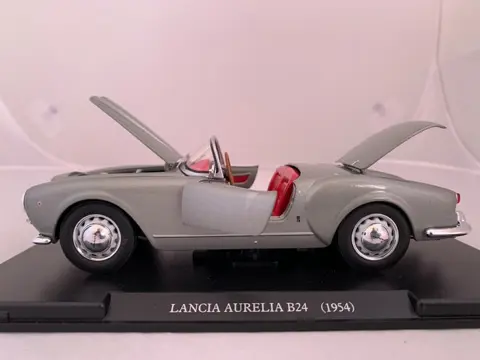 Leo Models - Auto Vintage Deluxe Collection - 1:24 - Lancia Aurelia B24 (1954), Fiat 124 Sport Spider 1400 (1967)