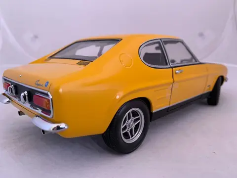 Minichamps - 1:18 - Ford Capri 2600 RS - 1970
