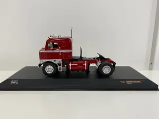 IXO - 1:43 - Kenworth Bullnose 1950 - Zeldzame verzamelaar! Beperkte en uitverkochte editie